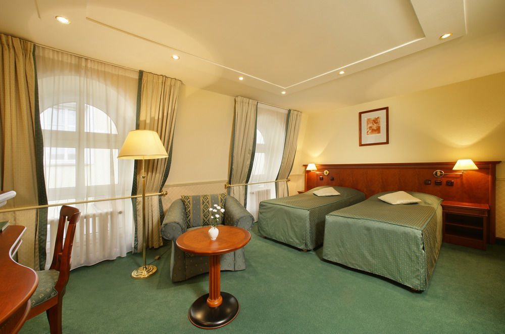 Adria Hotel Prague Luaran gambar