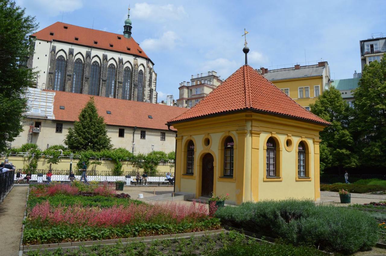 Adria Hotel Prague Luaran gambar